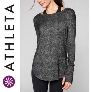 Athleta Luxe Pose Top